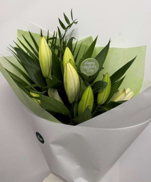 Pure Love – Oriental Lily Bouquet